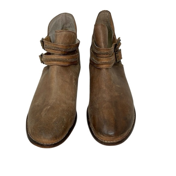 FREE PEOPLE Booties Ankle Boots Brown Distressed Leather Buckles Size 39 - Picture 2 of 12